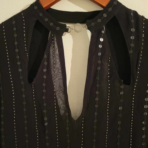 Sequins Blouse - Picture 9 of 10